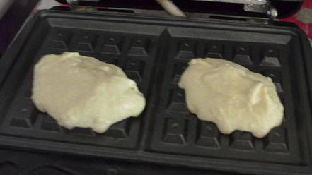 Рецепт творожных вафель с гречневой мукой