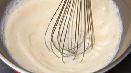 Рецепт вафель с беконом, творогом и медом