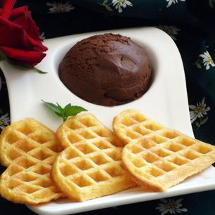 Рецепт Вафель с шариком шоколадного мороженого