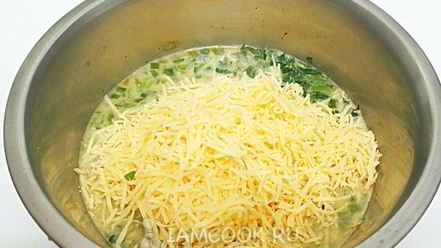 Рецепт закусочных сырных вафель с болгарским перцем и зеленью