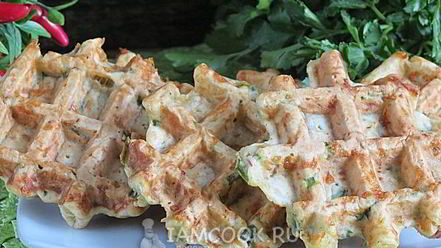 Рецепт закусочных сырных вафель с болгарским перцем и зеленью