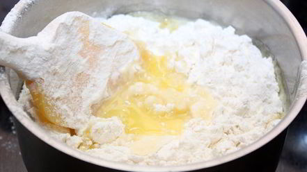 Рецепт круглых эклеров с заварным кремом