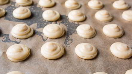 Рецепт перевернутых профитролей с сырным кремом и перцем