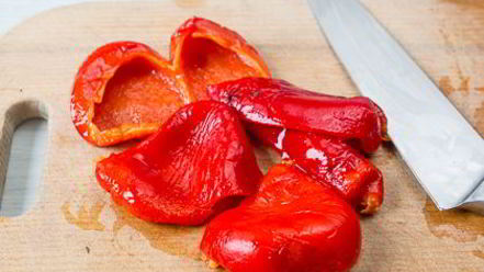 Рецепт перевернутых профитролей с сырным кремом и перцем