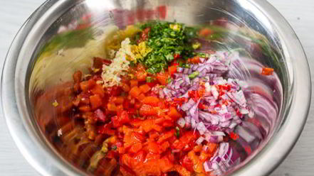 Рецепт перевернутых профитролей с сырным кремом и перцем