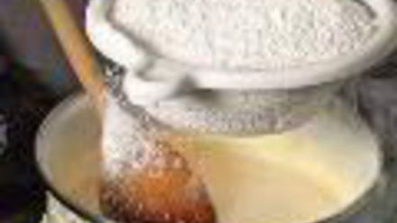 Рецепт профитролей с кремом из лосося