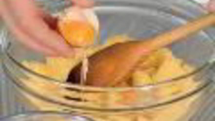 Рецепт профитролей с кремом из лосося