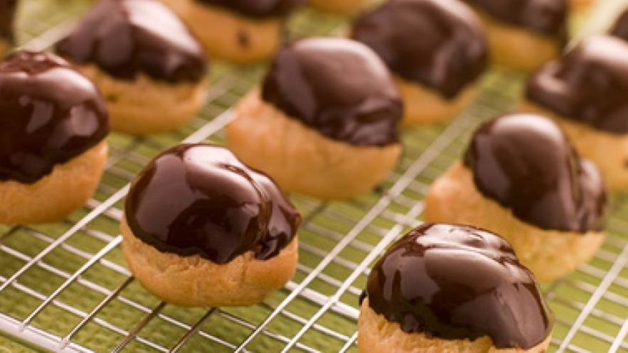 Рецепт профитролей с начинкой пралине