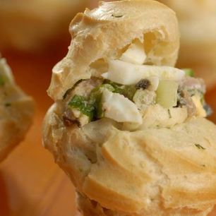 Рецепт Профитролей с печенью трески