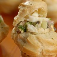 Рецепт Профитролей с печенью трески