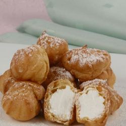 Рецепт Профитролей со сливочным кремом