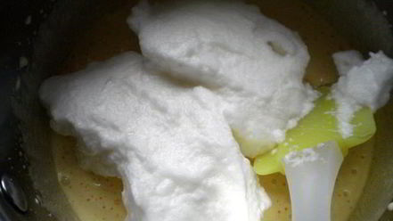 Рецепт торта с профитролями и хурмой