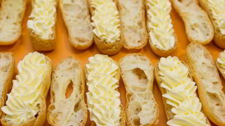 Рецепт эклеров с итальянским сливочным кремом и шоколадом