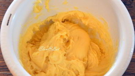 Рецепт эклеров с шоколадным кремом, карамелью и миндалем