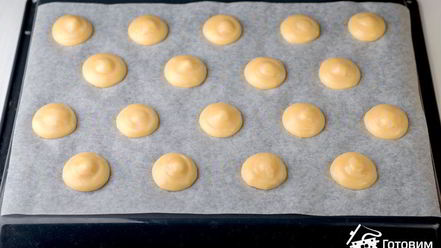 Рецепт закусочных профитролей с салатом из креветок и крабовых палочек