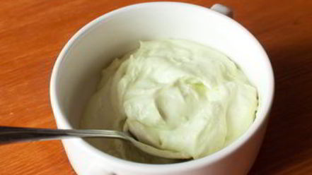 Рецепт закусочных профитролей со сливочным кремом и креветками