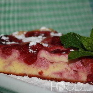 Рецепт Творожной запеканки с клубникой в мультиварке