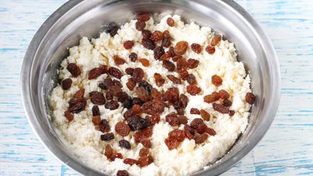 Рецепт творожной запеканки с крахмалом в духовке