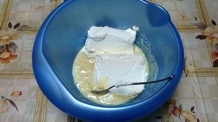 Рецепт творожной запеканки с курагой