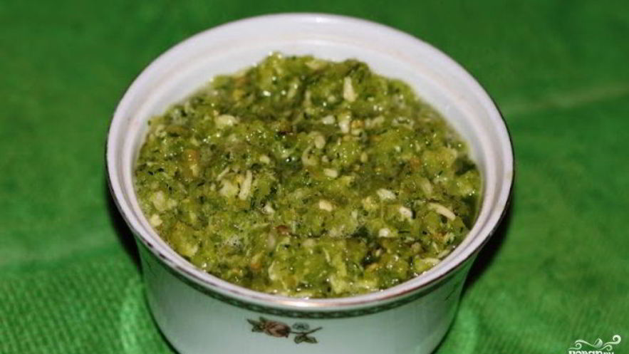 Рецепт аджики из зеленых помидоров на зиму