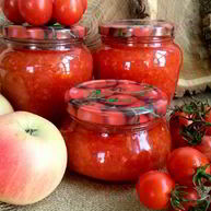 Рецепт Аджики с морковкой и яблоками