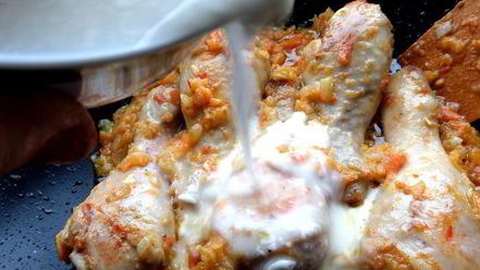 Рецепт куриных ножек в домашней аджике