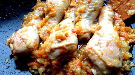 Рецепт куриных ножек в домашней аджике