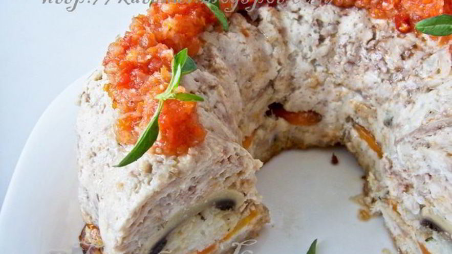 Рецепт мясной короны с соусом-аджикой