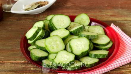Рецепт огурцов в аджике на зиму