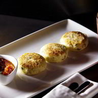 Рецепт Соленых сырников с аджикой