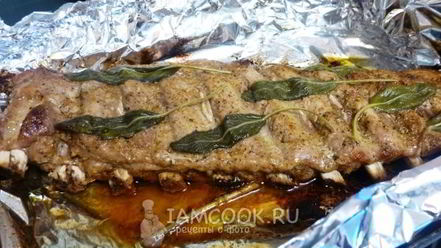 Рецепт свиных ребрышек с сухой аджикой и шалфеем