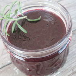 Рецепт Джема из ежевики с розмарином