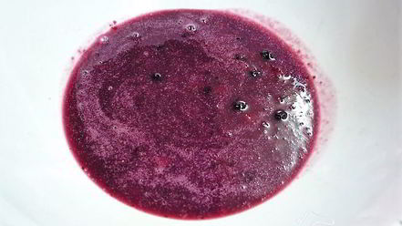 Рецепт шарлотта с ягодами и клубничным джемом