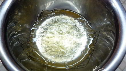 Рецепт шарлотта с ягодами и клубничным джемом