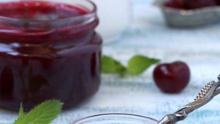 Рецепт вишневого джема без косточек