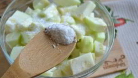 Рецепт кабачков в чесночном соусе на зиму