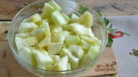 Рецепт кабачков в чесночном соусе на зиму