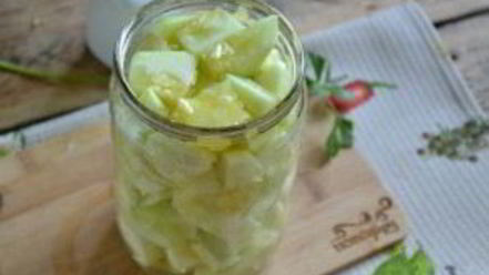 Рецепт кабачков в чесночном соусе на зиму