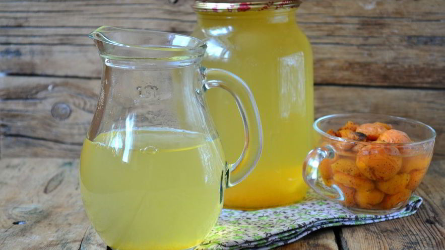 Рецепт компота из абрикосов на зиму