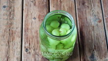 Рецепт компота из белого винограда на зиму