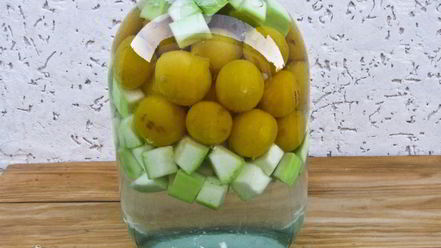 Рецепт компота из кабачков и алычи