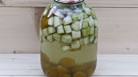 Рецепт компота из кабачков и алычи