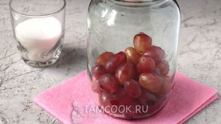 Рецепт компота из красного винограда на зиму