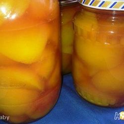 Рецепт Компота из персиков в сливовой заливке