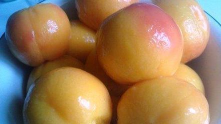 Рецепт компота из персиков в сливовой заливке