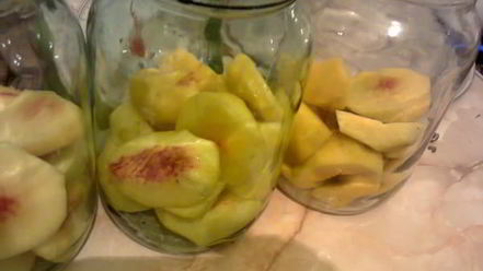 Рецепт компота из персиков