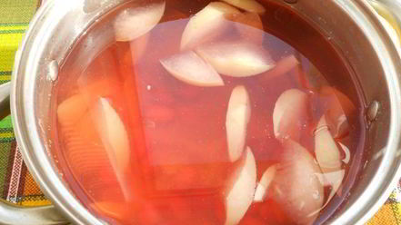 Рецепт компота из яблок и кизила с мятой