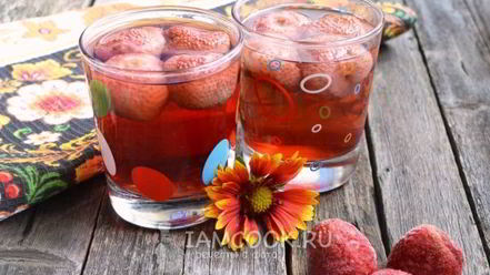 Рецепт компота из замороженной клубники