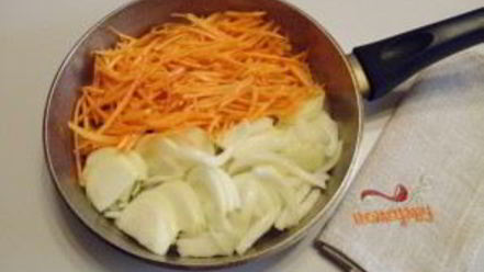 Рецепт квашенных синеньких с морковкой