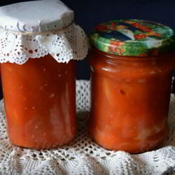 Рецепт Лечо на зиму с томатной пастой